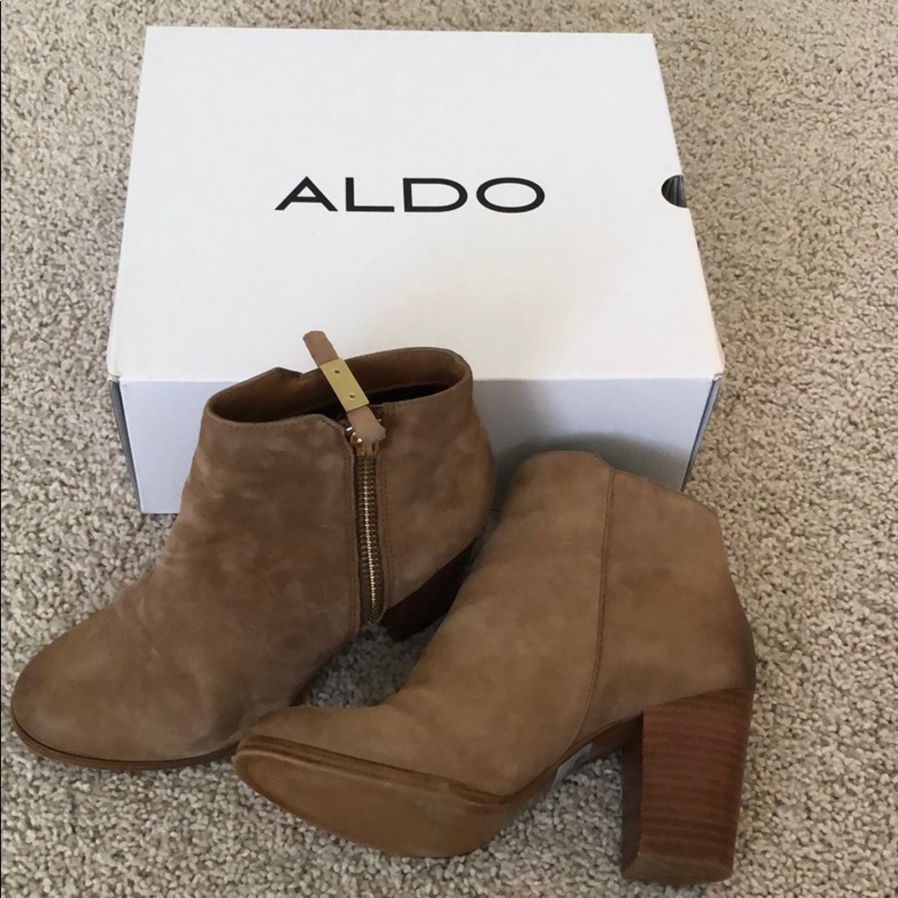 Tan Boots